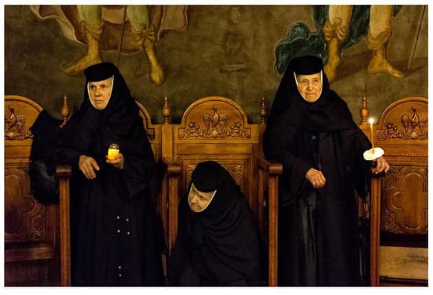 2º Accésit (500€): “Orthodox Nuns” de Santos Moreno Villar